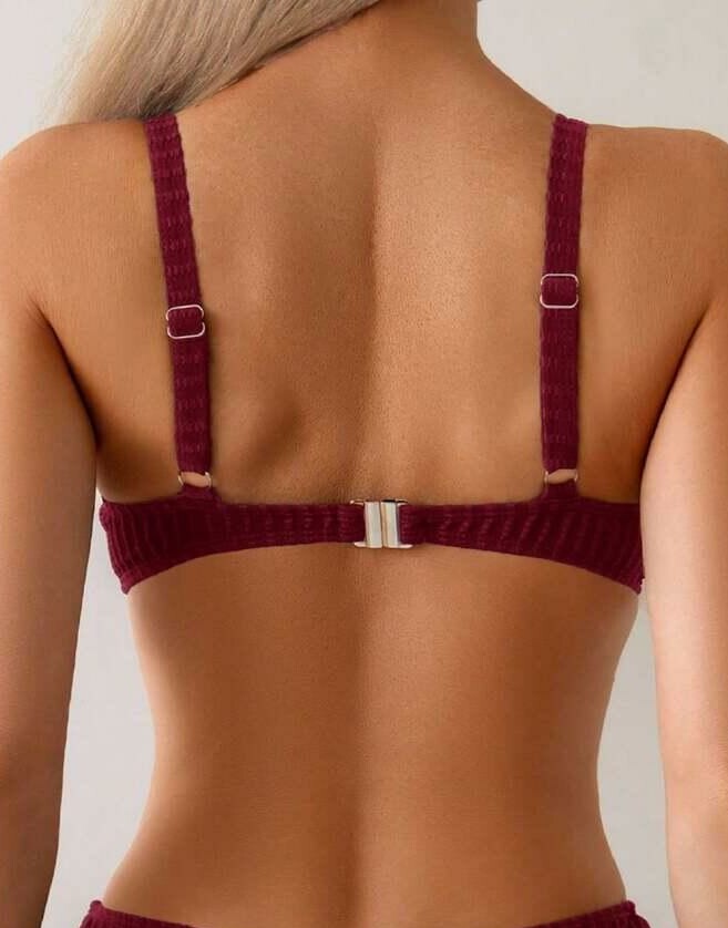 góra do bikini