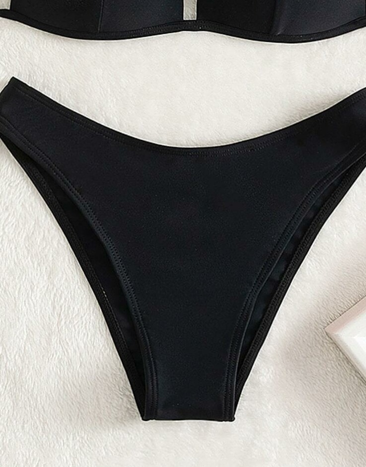 dół od bikini