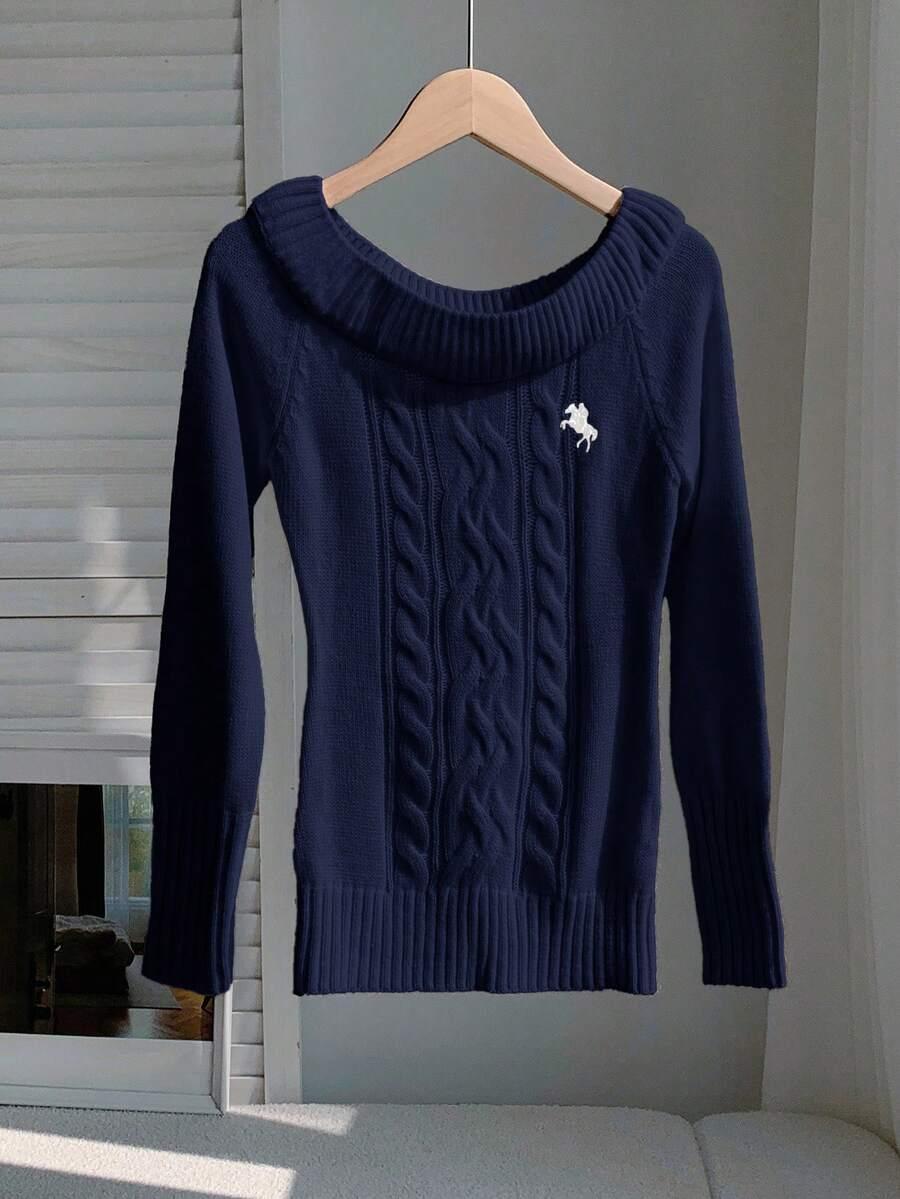 niebieski dzianinowy sweter