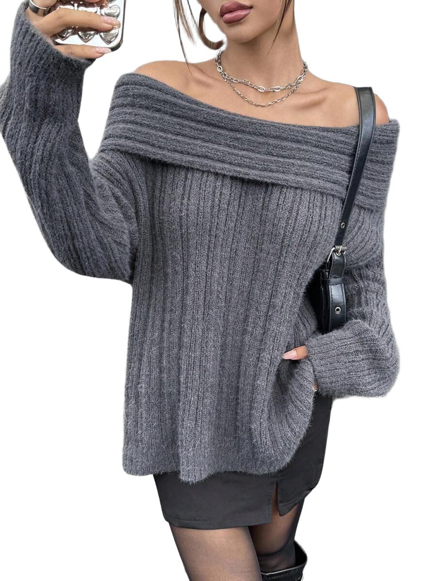 SWETER Z ODKRYTYMI RAMIONAMI