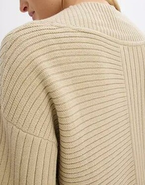 SWETER ROZPINANY Z PRĄŻKOWANEJ DZIANINY