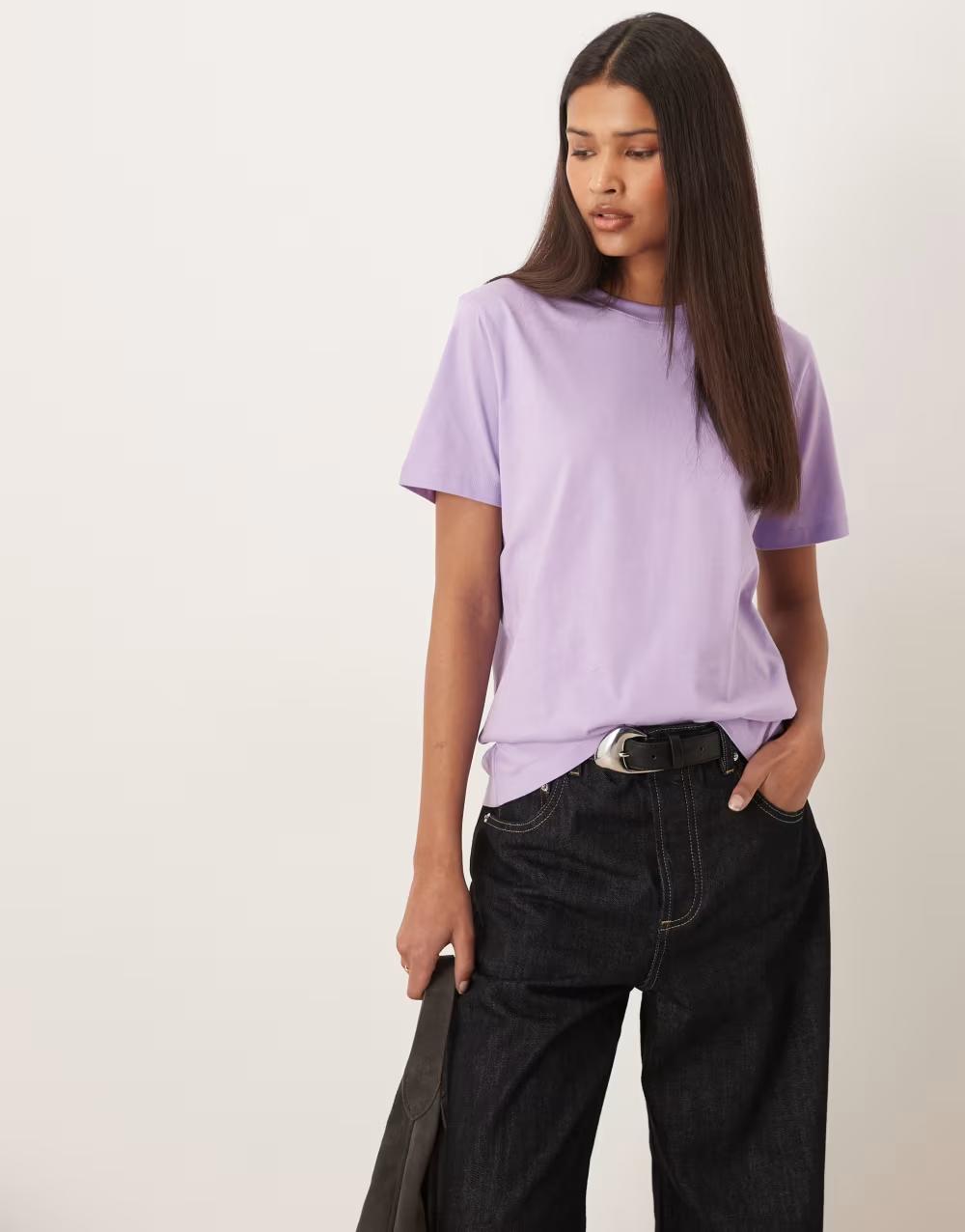 fioletowy t-shirt okrągły dekolt