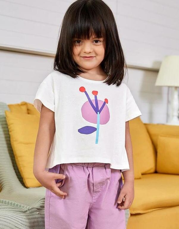 biały t-shirt nadruk