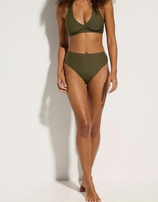 BIUSTONOSZ OD BIKINI 