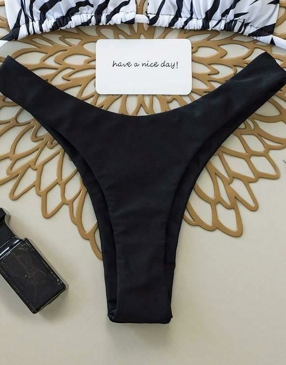 CZARNY DÓŁ OD BIKINI