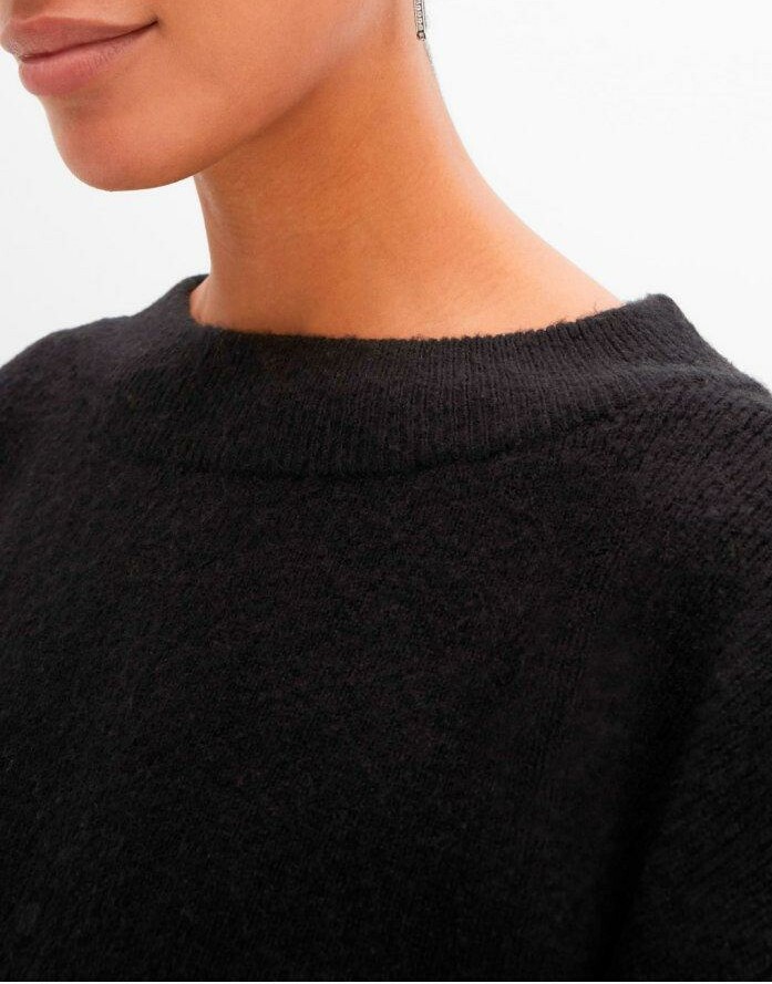 SWETER DAMSKI OKRĄGŁY DEKOLT