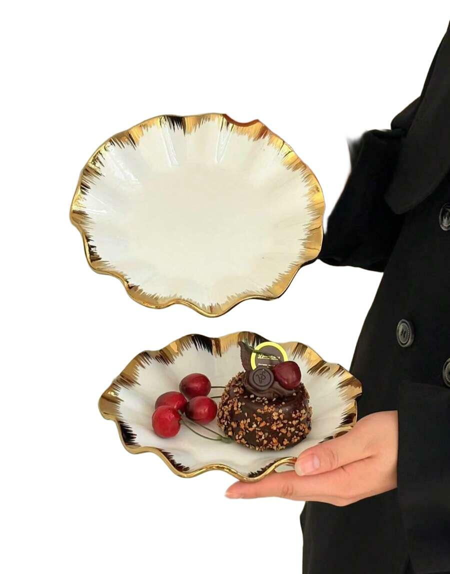 BIAŁY TALERZ ZDOBIENIE