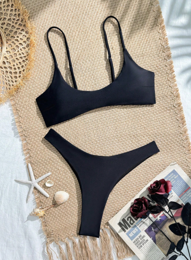 CZARNY DÓŁ OD BIKINI