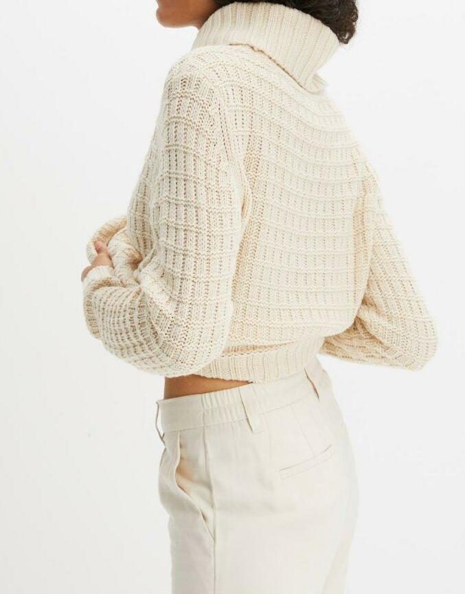 SWETER Z GOLFEM