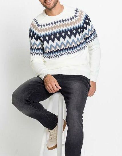 SWETER MĘSKI WKŁADANY PRZEZ GŁOWĘ Z WZOREM