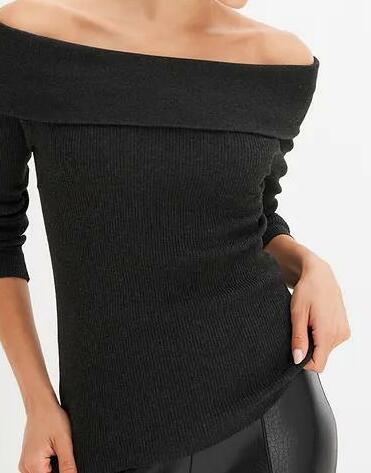 SWETER Z DEKOLTEM CARMEN