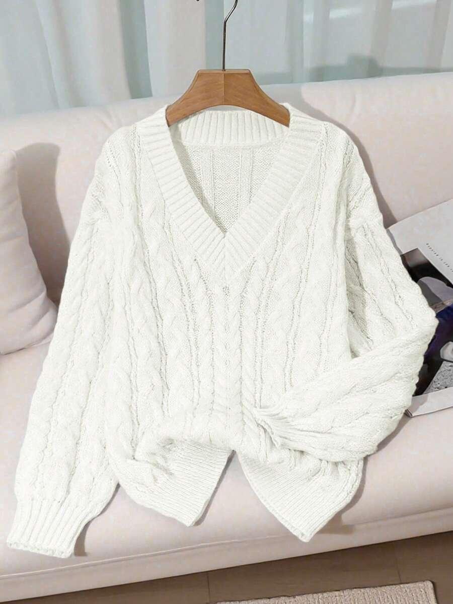 BIAŁY SWETER V-NECK