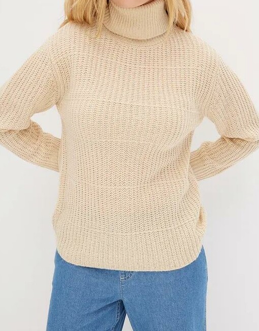 SWETER Z GOLFEM