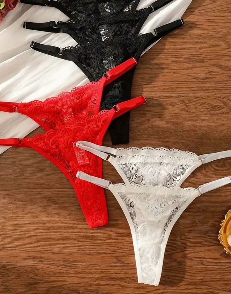 MAJTKI STRINGI 4-PACK