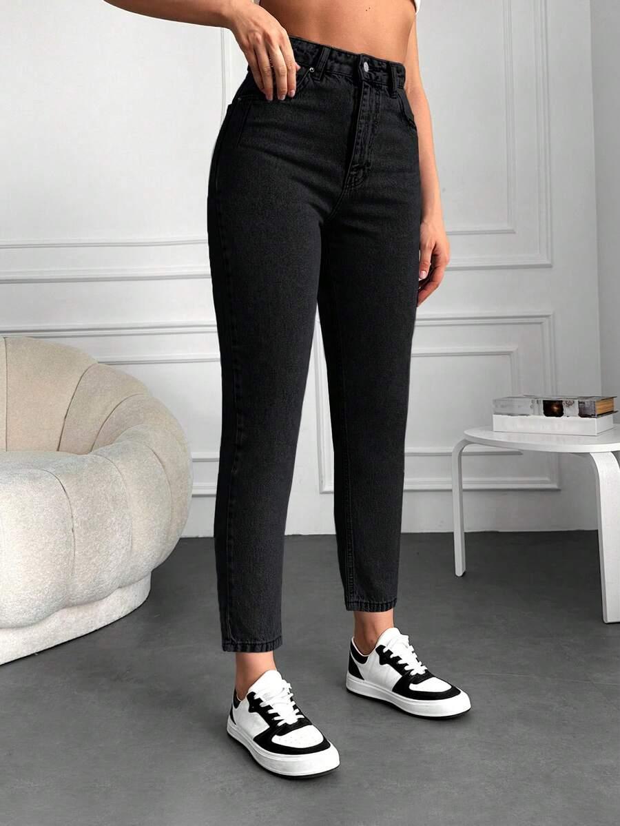 czarne spodnie jeans 