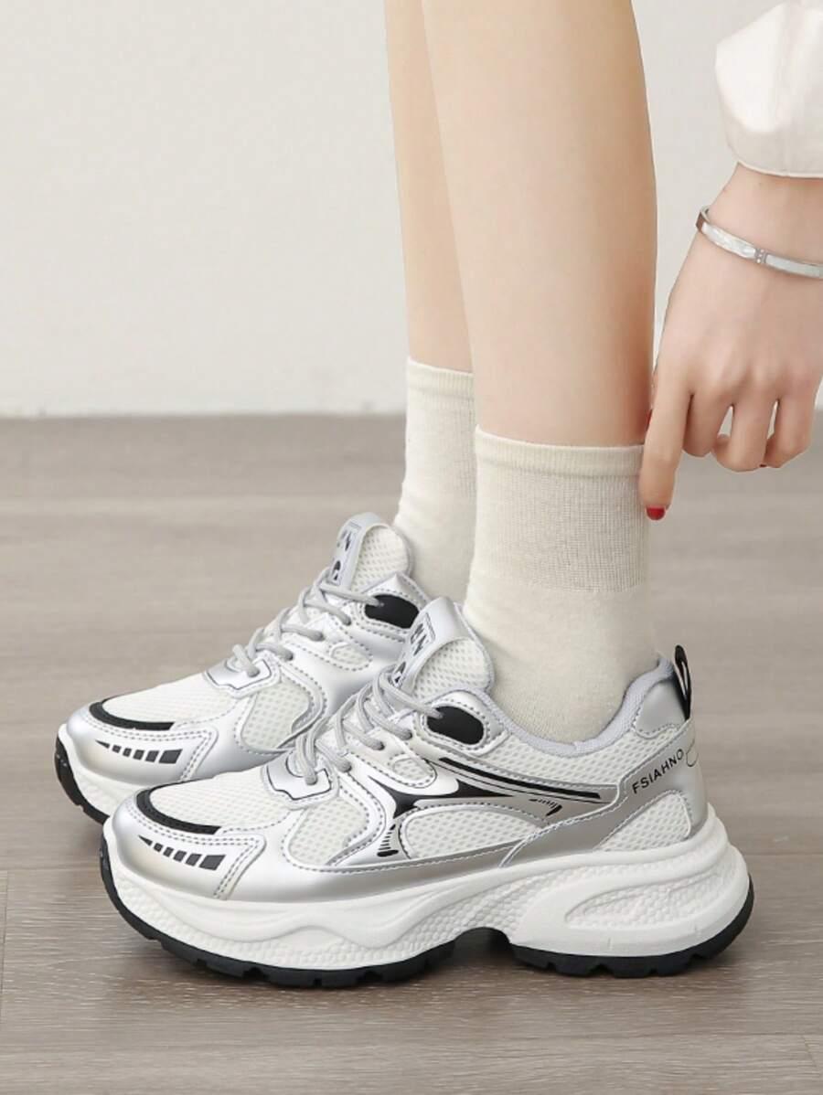 SZNUROWANE BUTY SPORTOWE