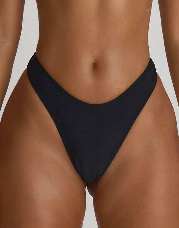 DÓŁ OD BIKINI
