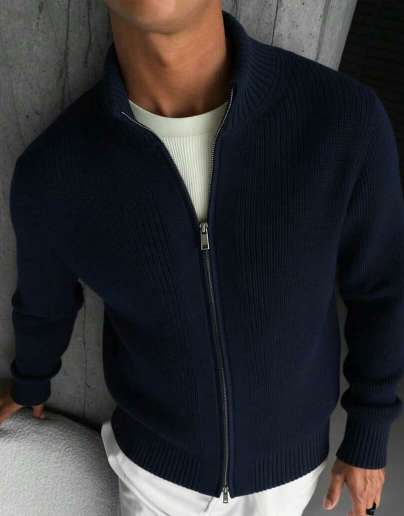 granatowy sweter zip 