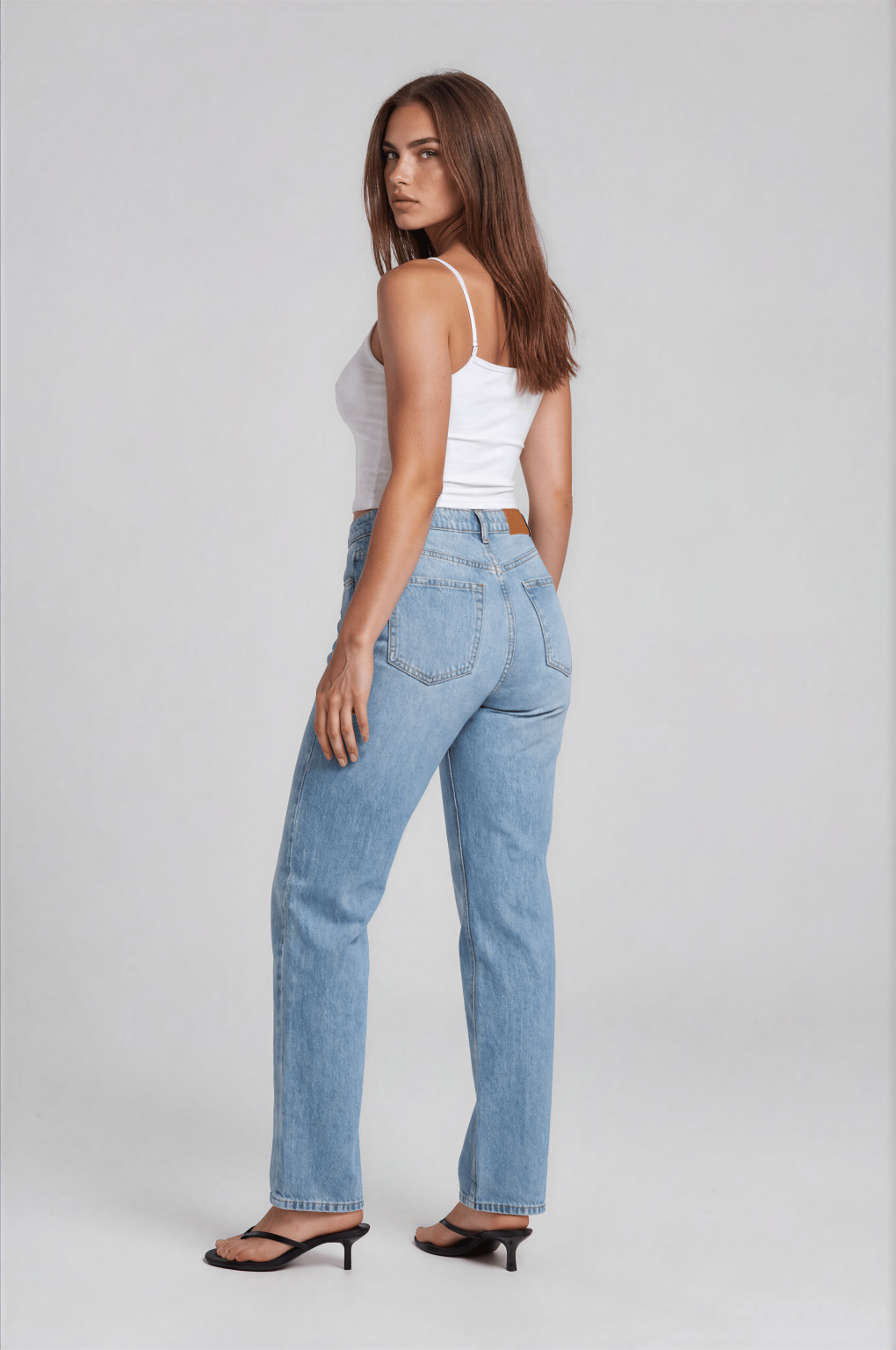 biały crop top basic