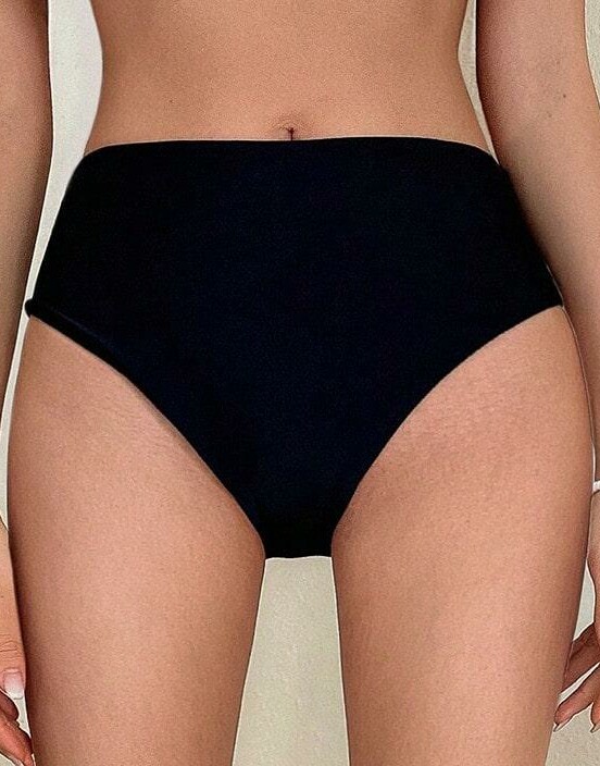 CZARNY DÓŁ OD BIKINI