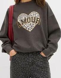 BLUZA Z NADRUKIEM