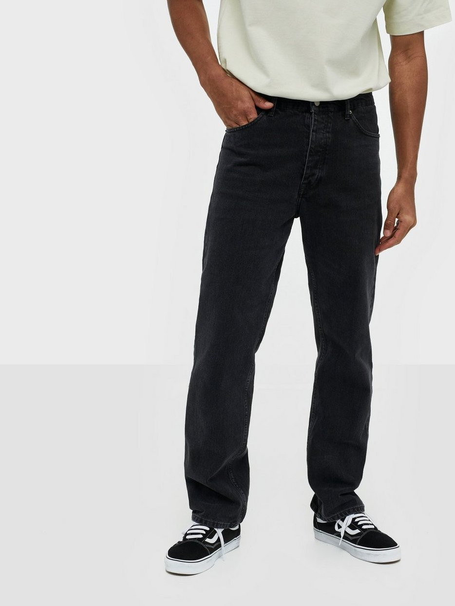 CZARNE PROSTE SPODNIE JEANS