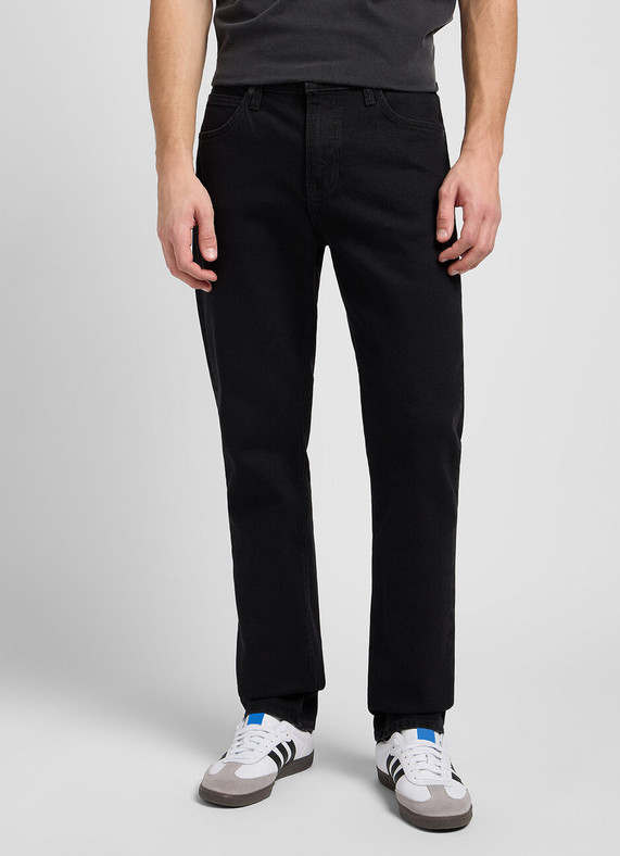 czarne spodnie jeans