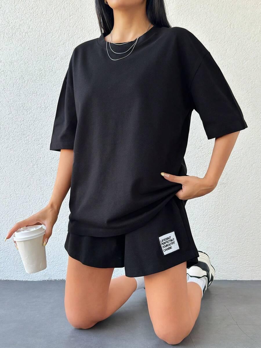 CZARNY KOMPLET T-SHIRT SPODENKI 