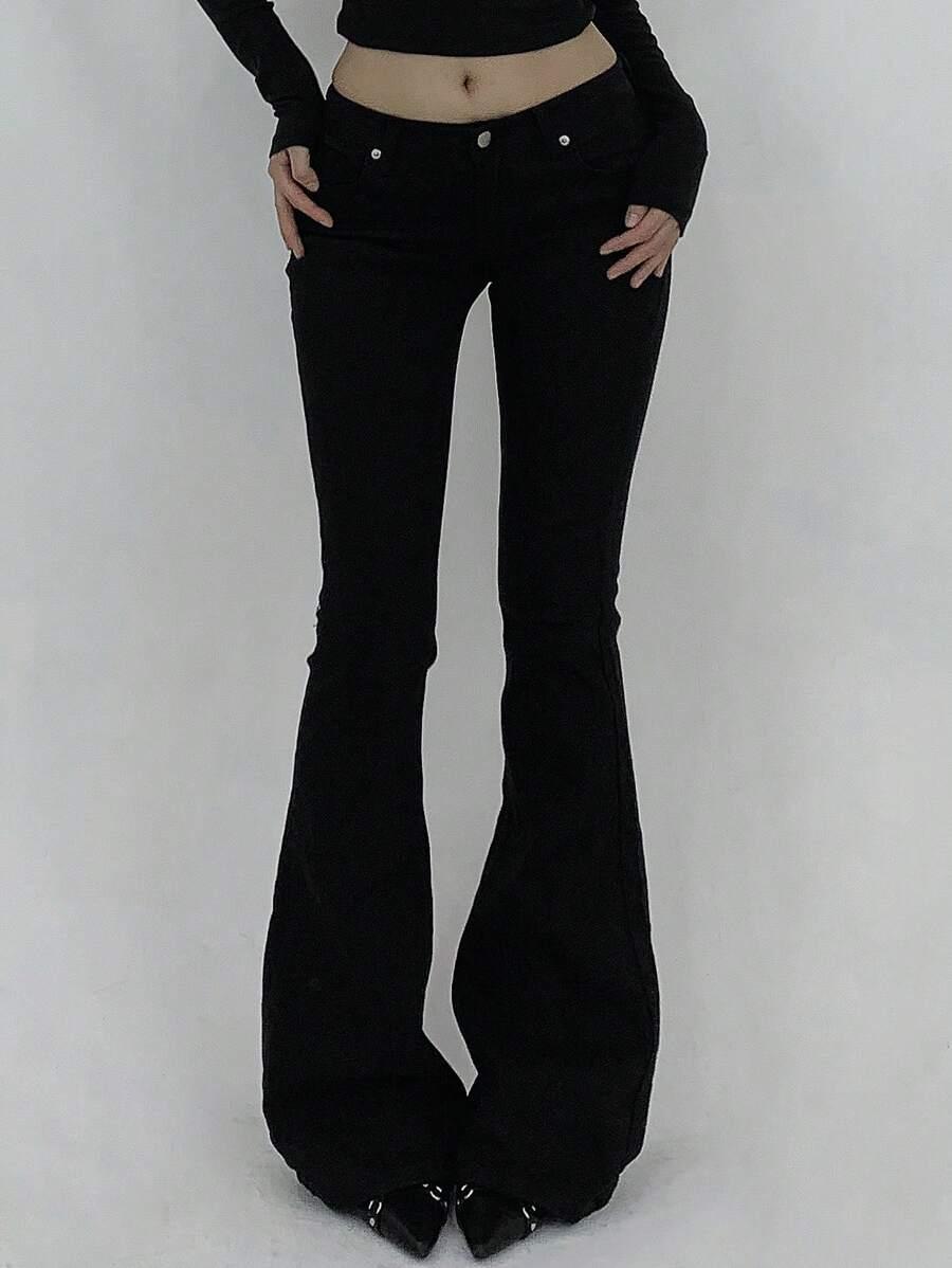 czarne spodnie jeans