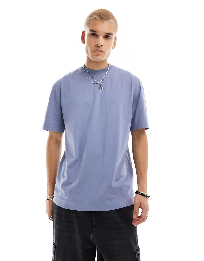 klasyczny niebieski t-shirt okrągły dekolt 