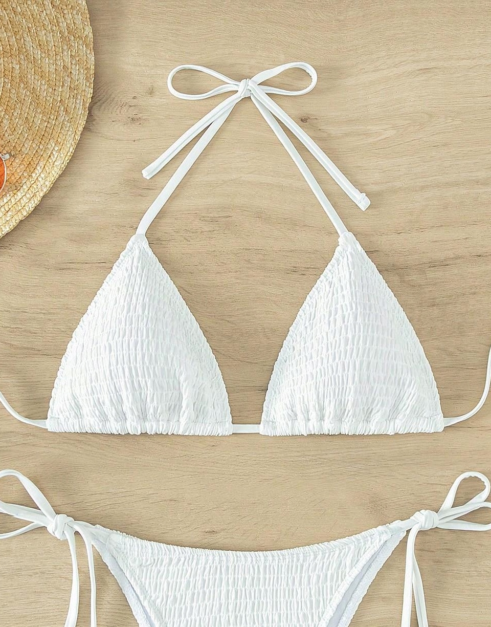 biała góra od bikini