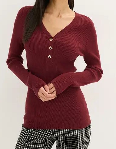 SWETER DAMSKI PLUS SIZE Z DEKOLTEM V 