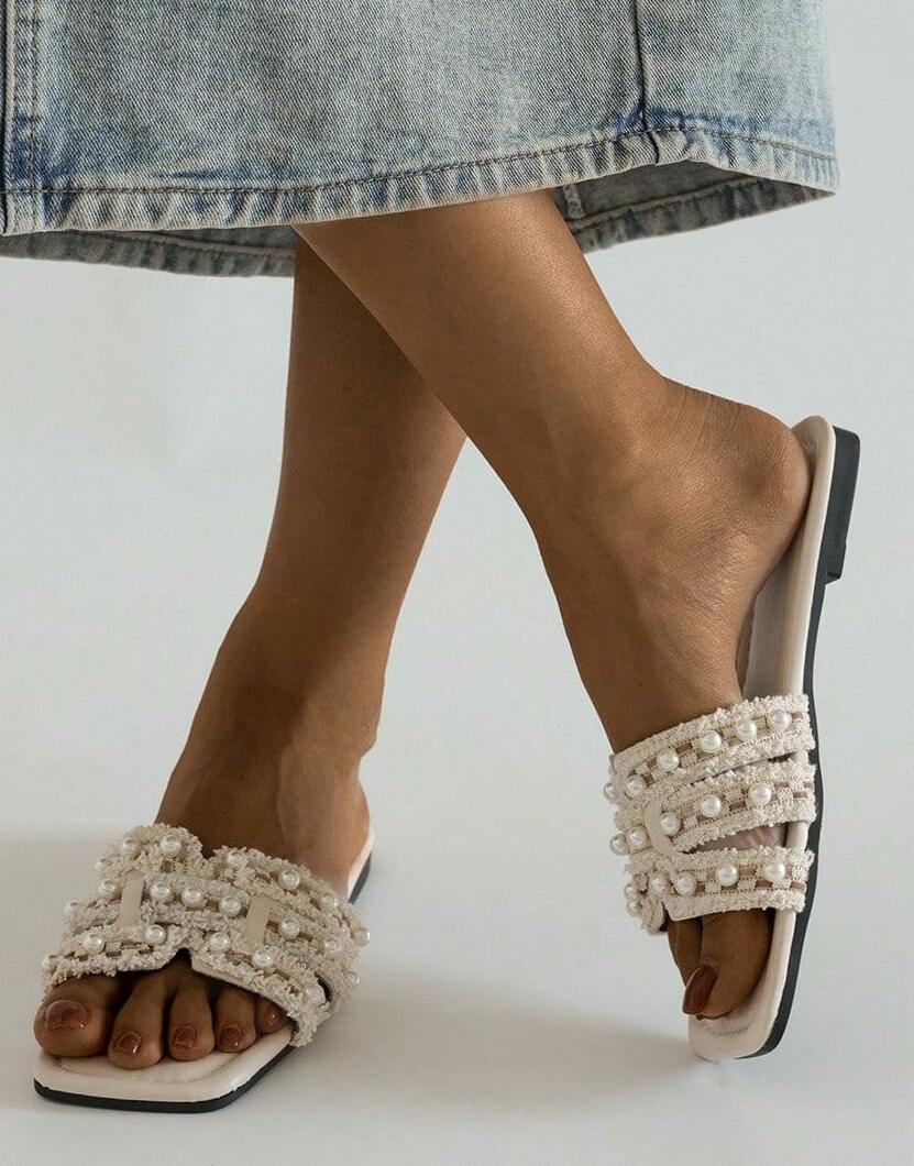 KLAPKI CASUAL ZDOBIENIE