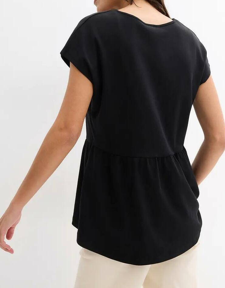 KOSZULKA Z KRÓTKIM RĘKAWEM