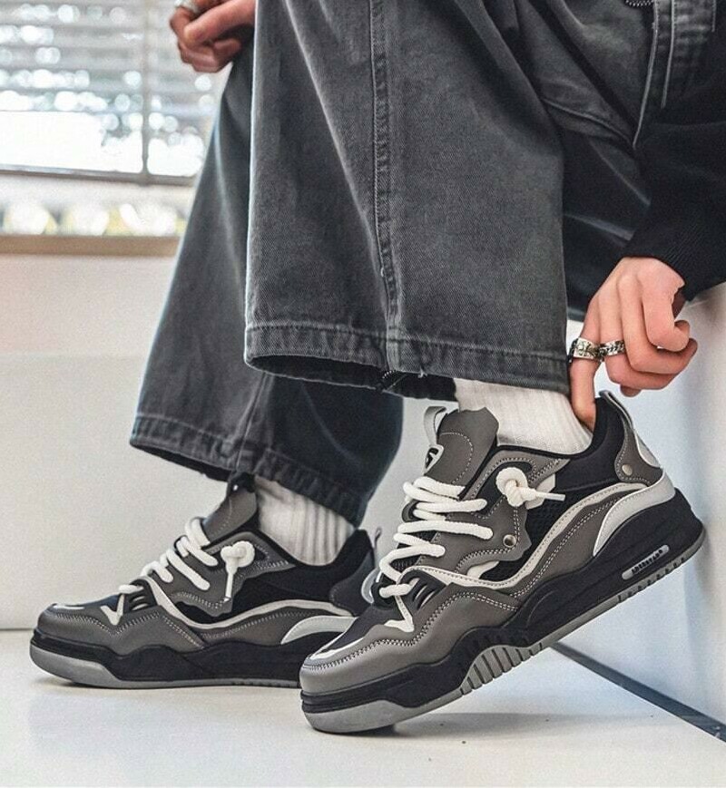 buty sportowe sznurowane