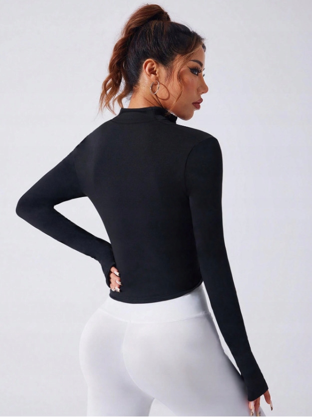 czarna dopasowana bluza