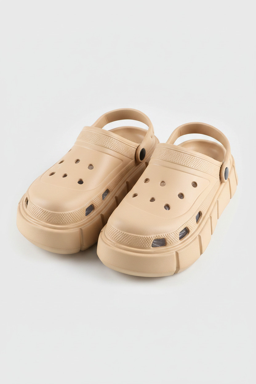 BRĄZOWE KLAPKI CASUAL