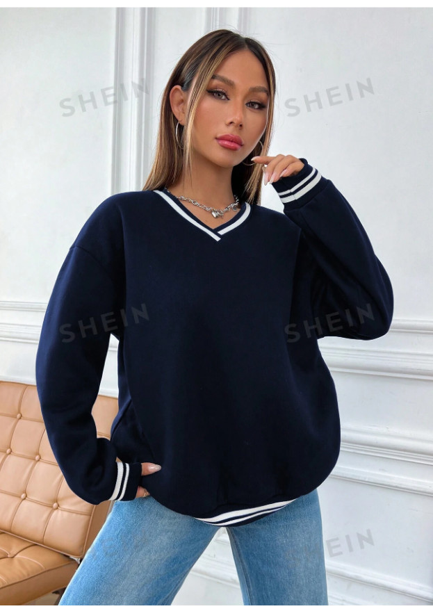 GRANATOWA BLUZA V-NECK KONTRAST