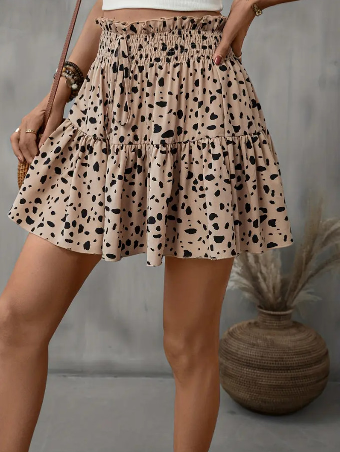 beżowa mini spódnica animal print