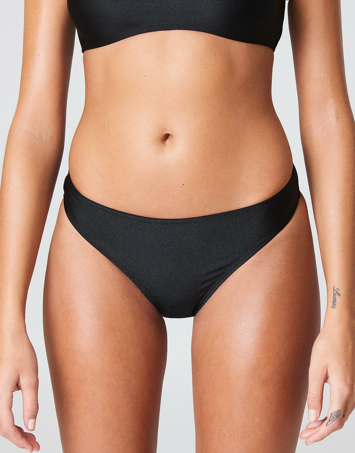 DÓŁ OD BIKINI