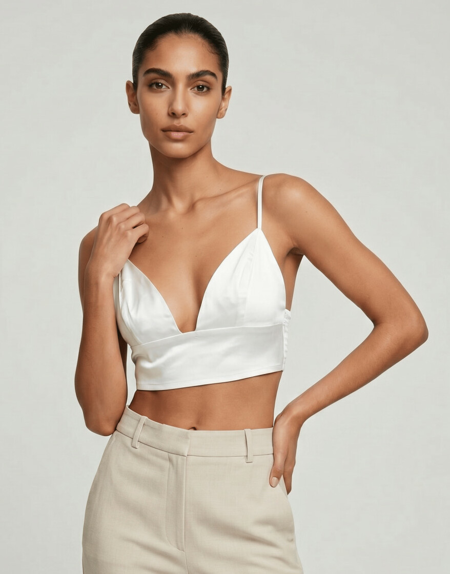 biały crop top marszczenie