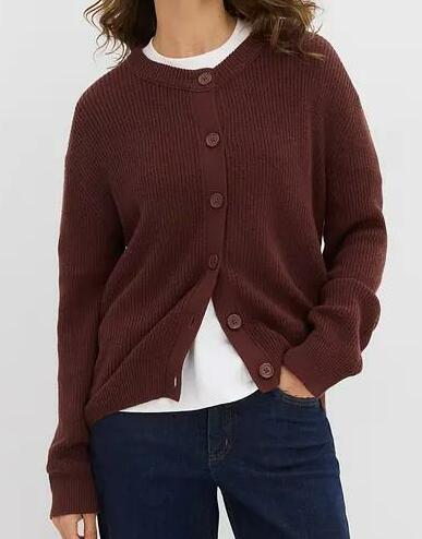 SWETER Z DZIANINY 