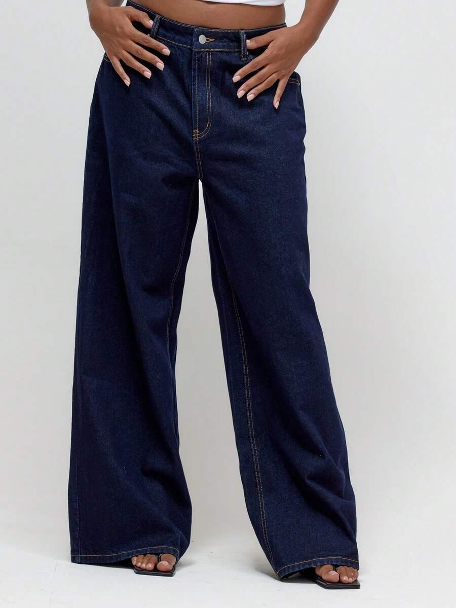 niebieskie jeansy casual
