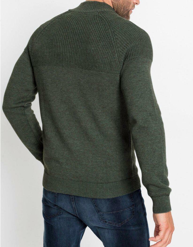 SWETER ZE STÓJKĄ