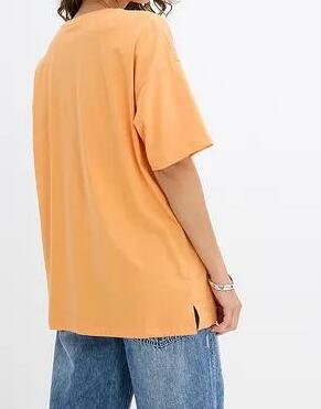 T-SHIRT Z NADRUKIEM