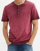 T-SHIRT Z DEKOLTEM