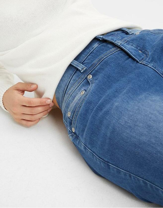 SPODNIE JEANSOWE RURKI 