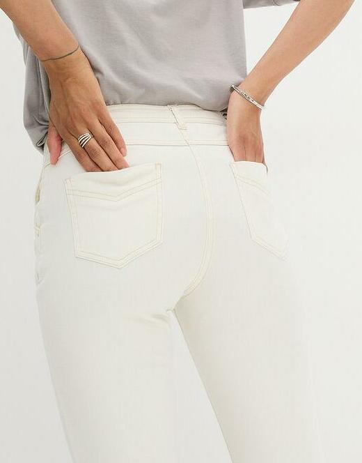 DAMSKIE PROSTE JEANSY 