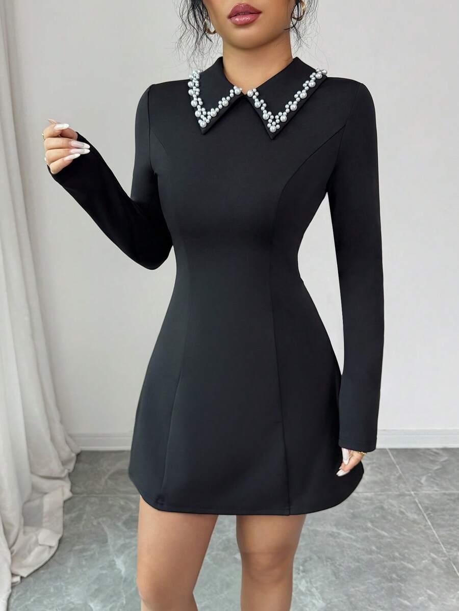 CZARNA MINI SUKIENKA