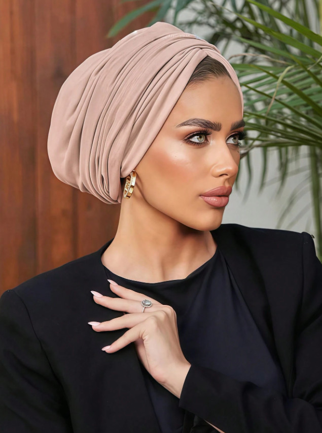 BEŻOWY TURBAN NA GŁOWĘ